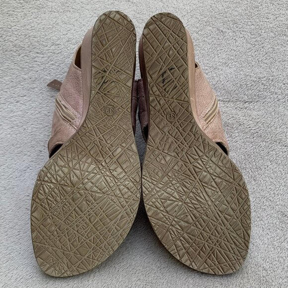 Miz Mooz Becca Soft Leather Slouch Wedge Peep Toe Booties Sz39 - Picture 12 of 16